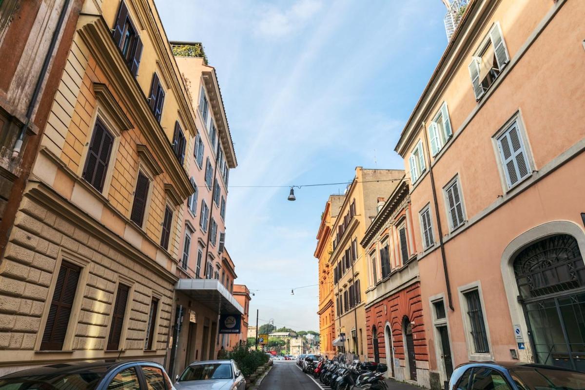 Style Apartment Julia 50 Mt From Colosseum المظهر الخارجي الصورة