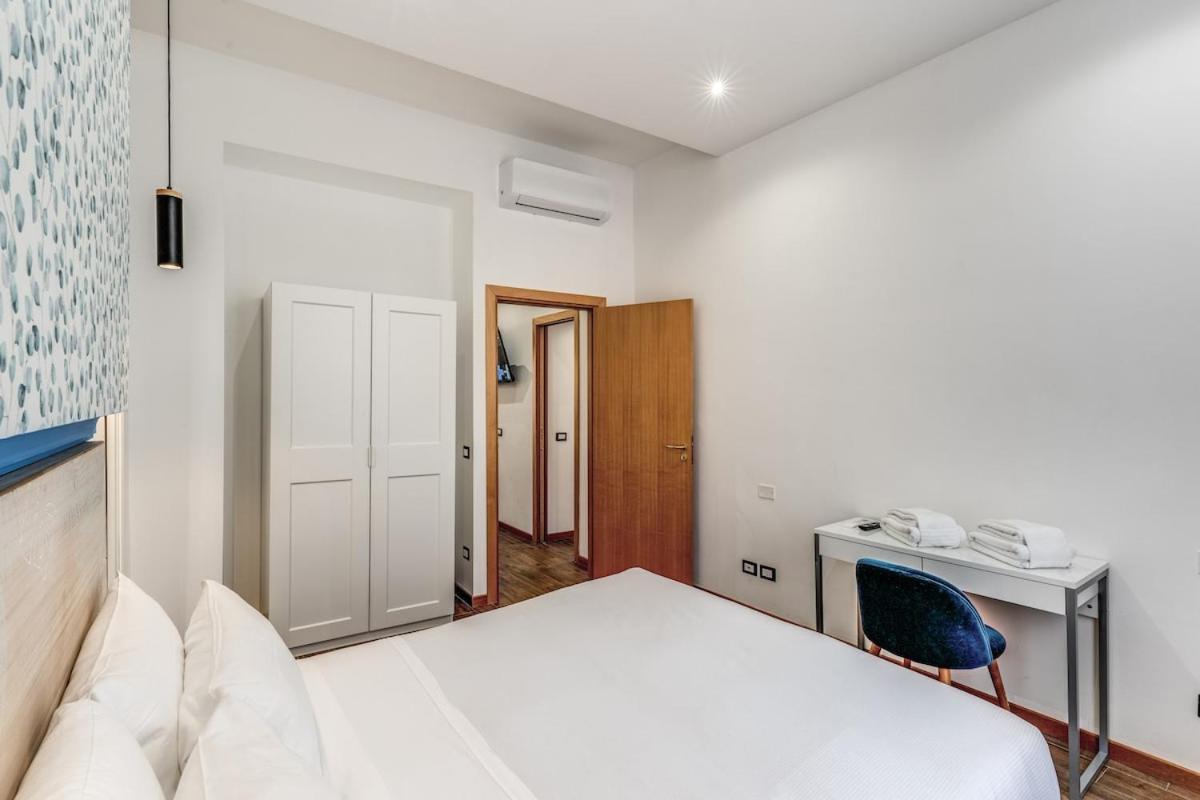 Style Apartment Julia 50 Mt From Colosseum المظهر الخارجي الصورة